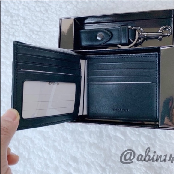 New Coach ID Billfold Wallet in Signature Leather Canvas with Key Fob Gift Box - Picture 3 of 8